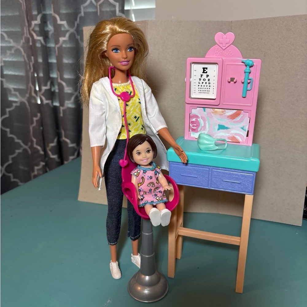 Barbie Doctor Playset